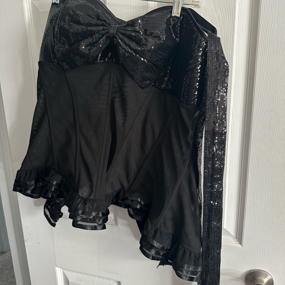 New adore me bustier, soft, sexy and adjustable.